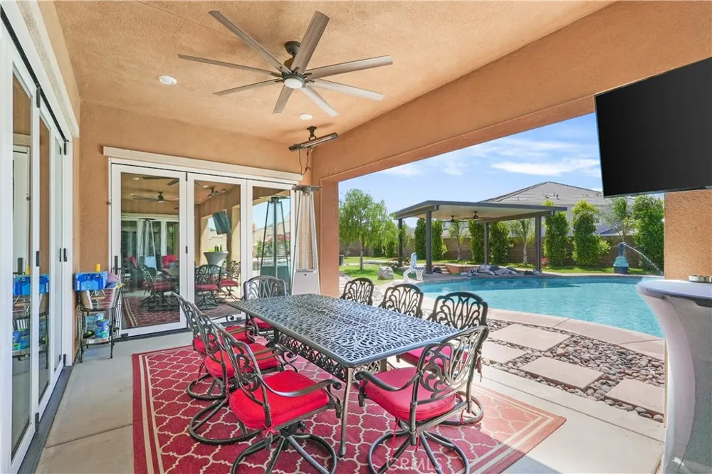 16282 Ginger Creek Riverside, CA 92504