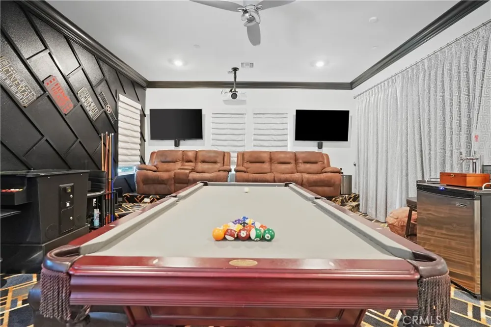 16282 Ginger Creek Riverside, CA 92504
