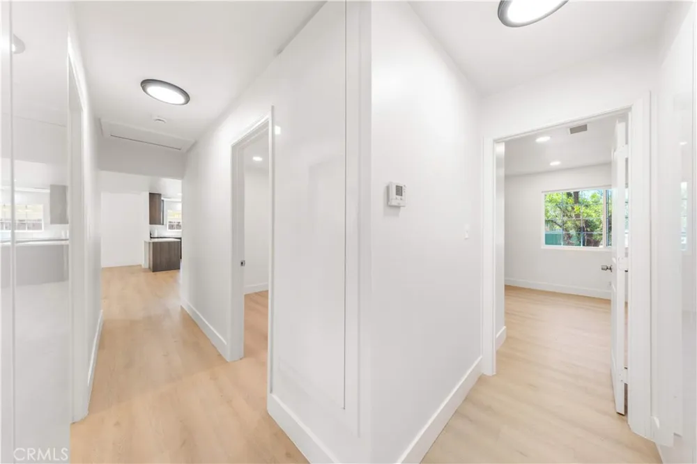 1020 Whitcomb Simi Valley, CA 93065