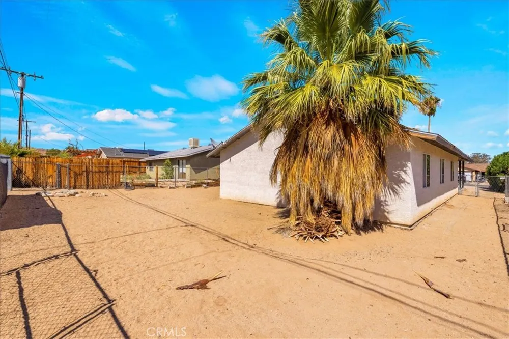 5982 Morongo Road 29 Palms, CA 92277
