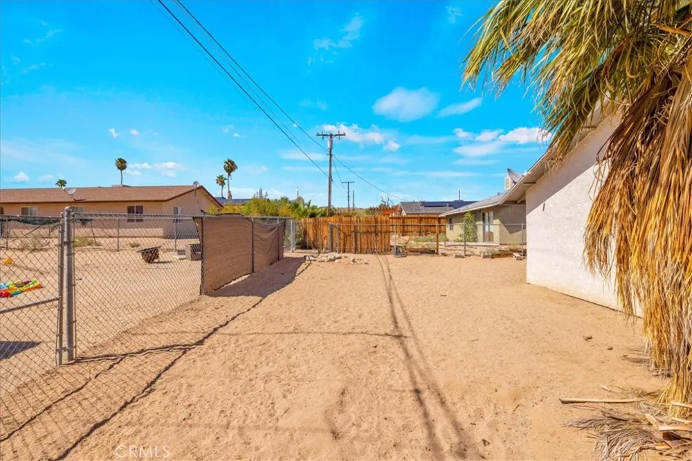 5982 Morongo Road 29 Palms, CA 92277