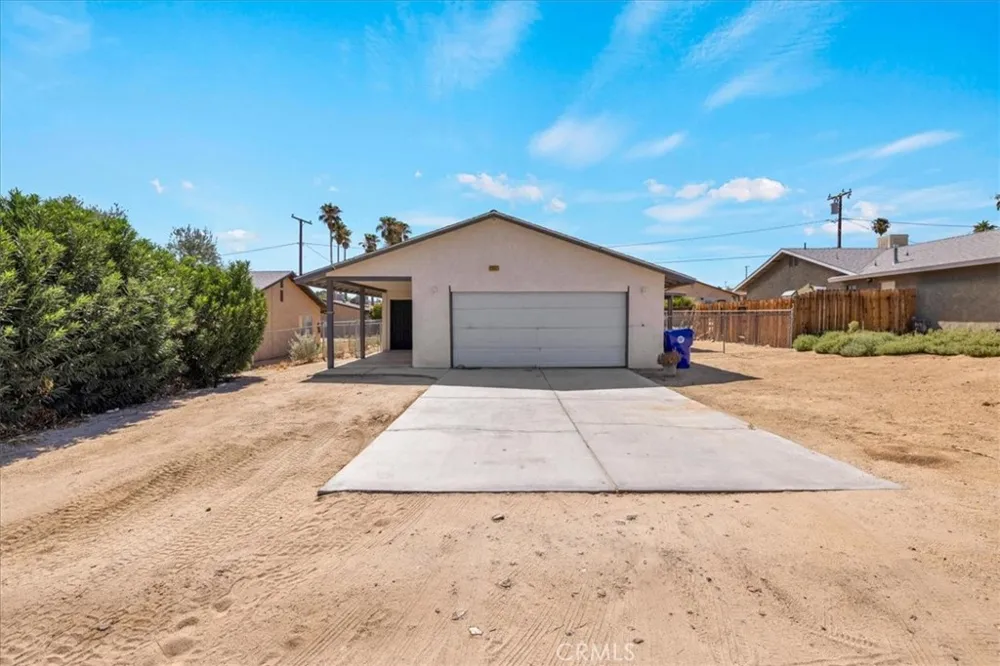 5982 Morongo Road 29 Palms, CA 92277