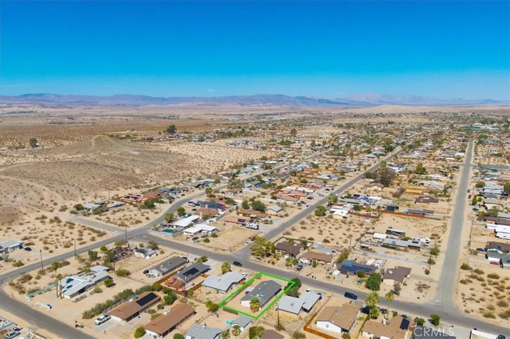 5982 Morongo Road 29 Palms, CA 92277