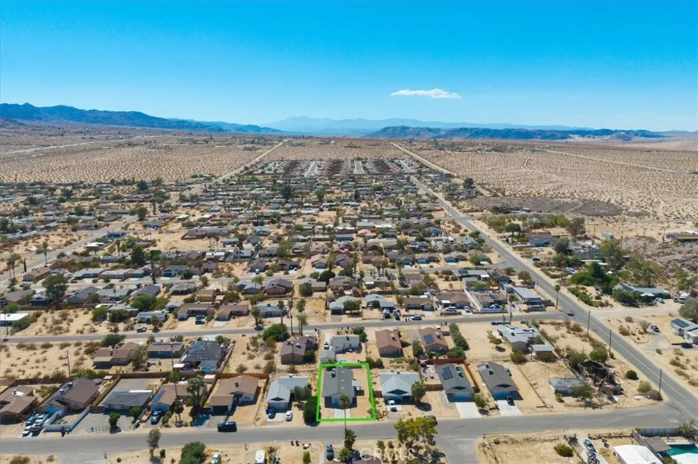 5982 Morongo Road 29 Palms, CA 92277