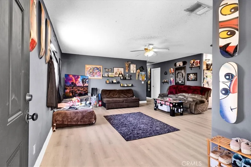 5982 Morongo Road 29 Palms, CA 92277