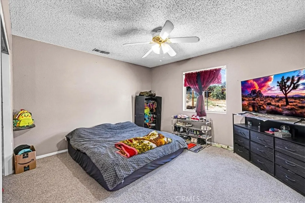 5982 Morongo Road 29 Palms, CA 92277