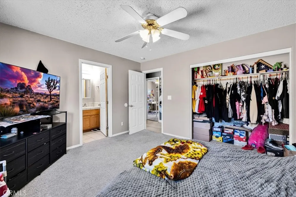 5982 Morongo Road 29 Palms, CA 92277