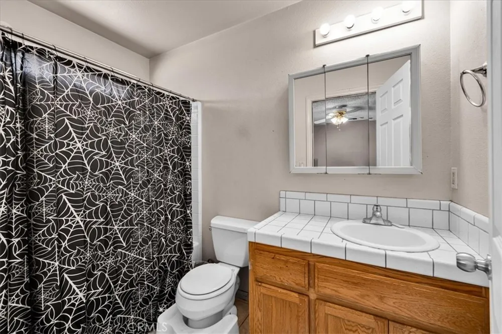 5982 Morongo Road 29 Palms, CA 92277
