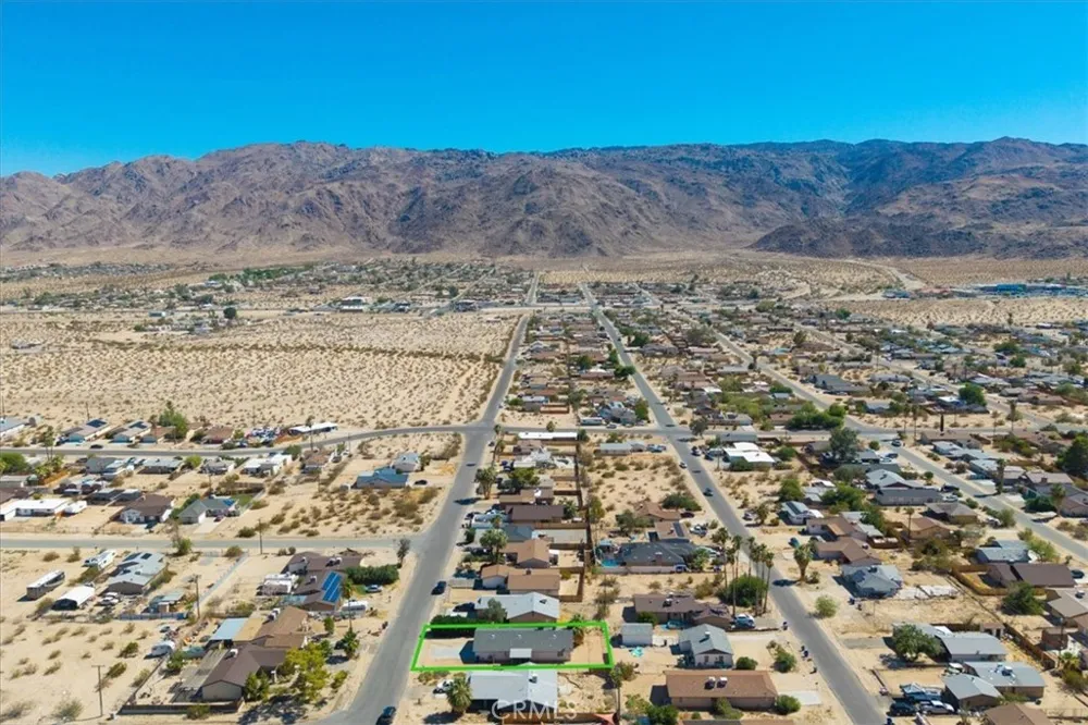 5982 Morongo Road 29 Palms, CA 92277