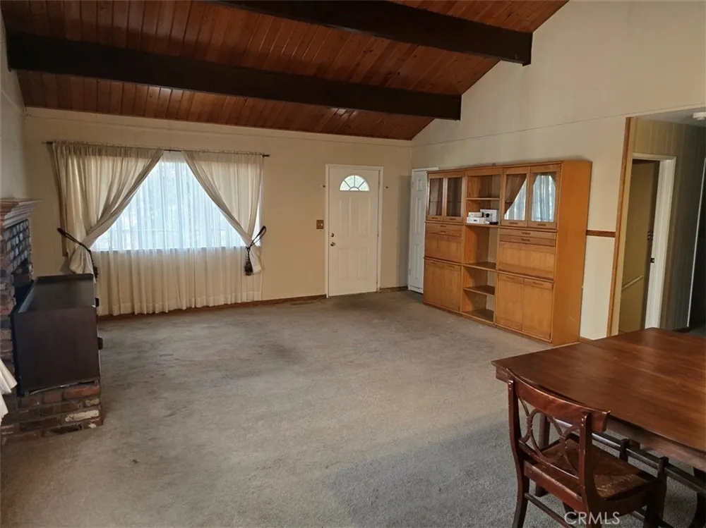 981 Lausanne Drive Crestline, CA 92325