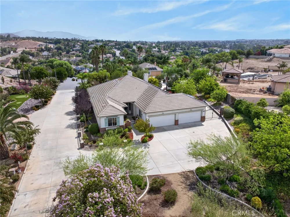 18063 Gwynn Road Riverside, CA 92508
