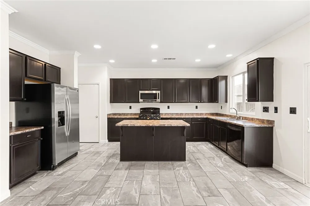 33286 Mesolite Menifee, CA 92584
