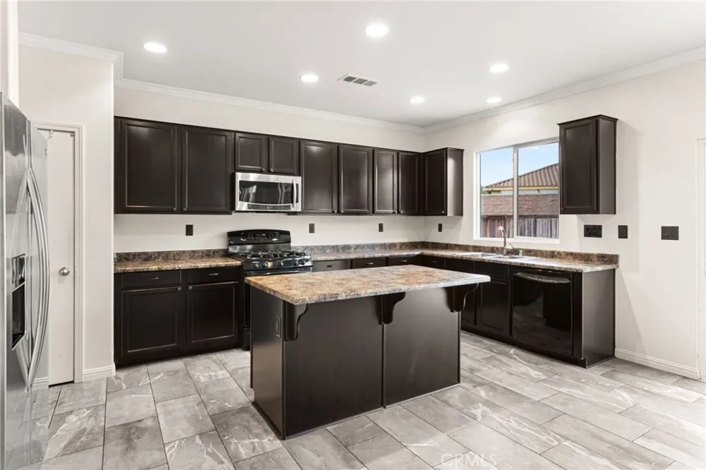 33286 Mesolite Menifee, CA 92584