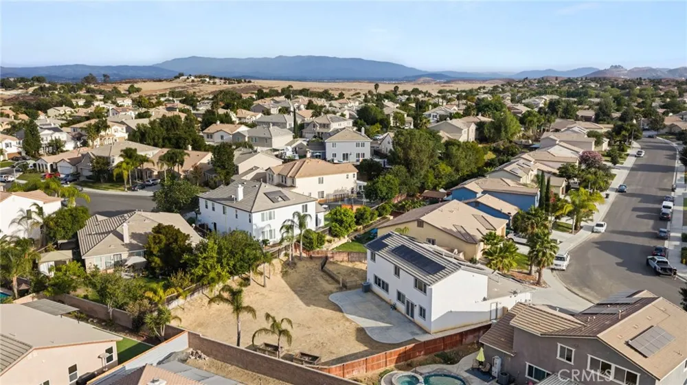 33286 Mesolite Menifee, CA 92584
