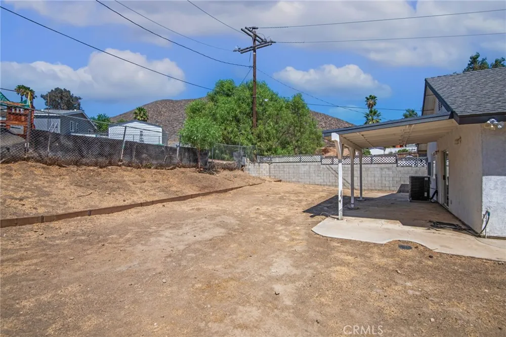 29623 Ash Dale Canyon Lake, CA 92587