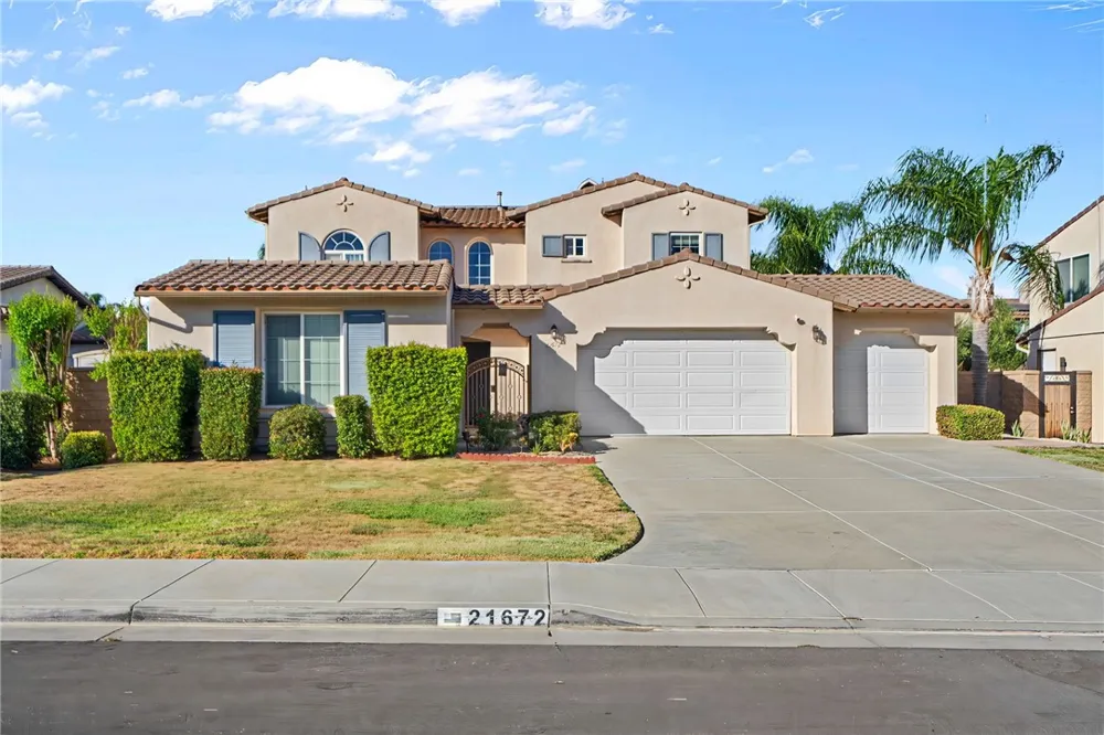 21672 Front Wildomar, CA 92595