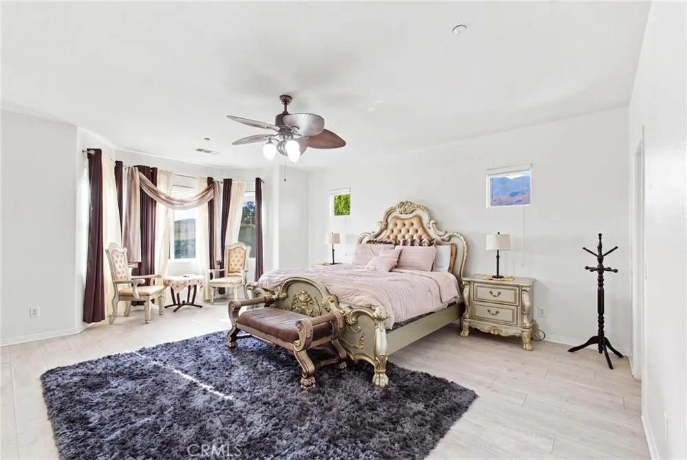 7480 Tioga Highland, CA 92346