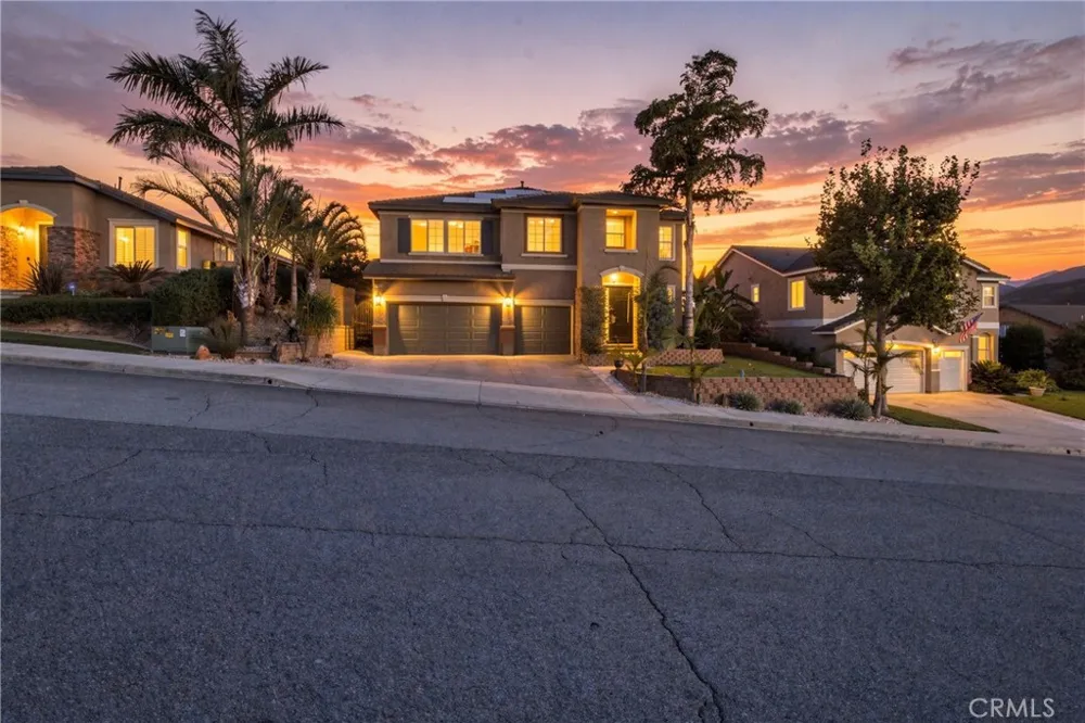 7480 Tioga Highland, CA 92346