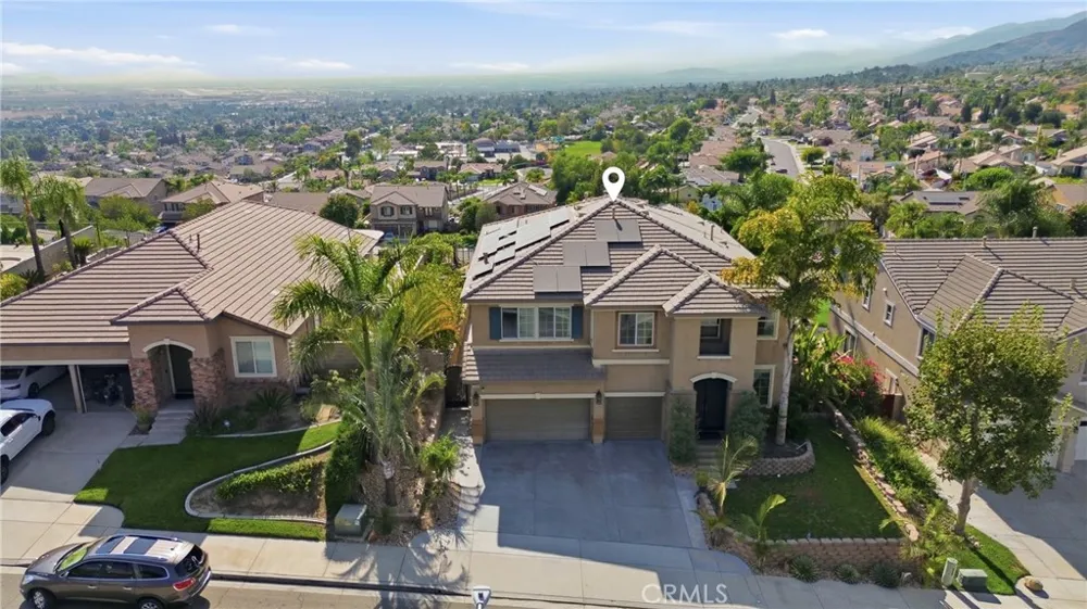 7480 Tioga Highland, CA 92346