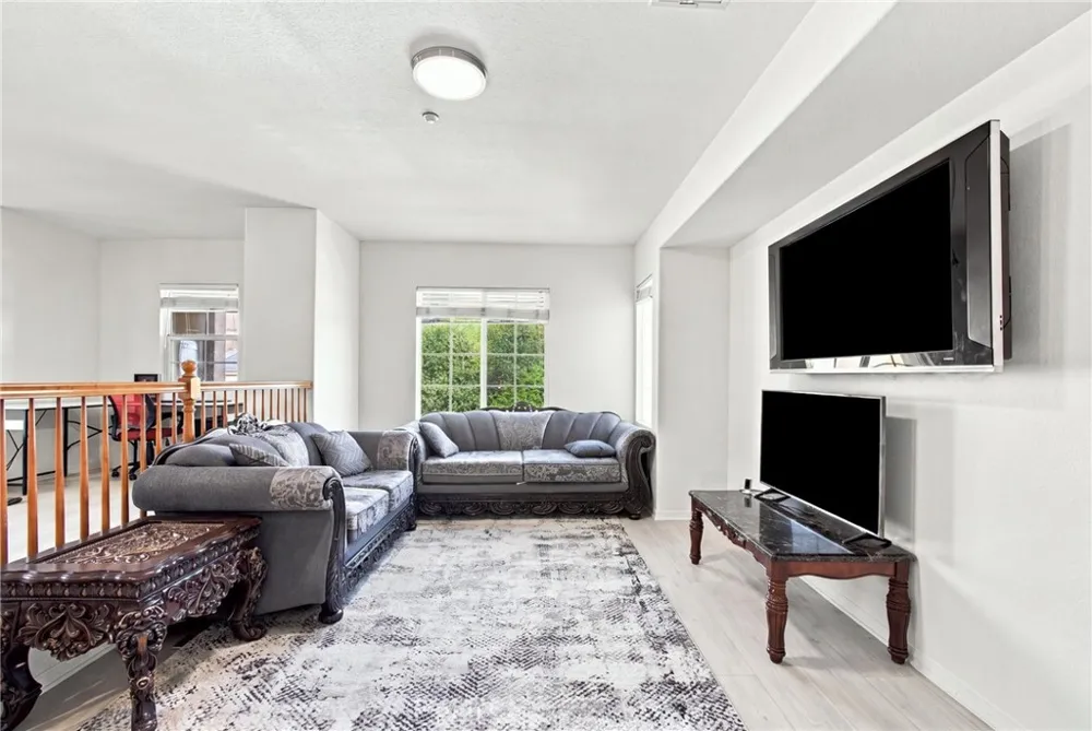 7480 Tioga Highland, CA 92346
