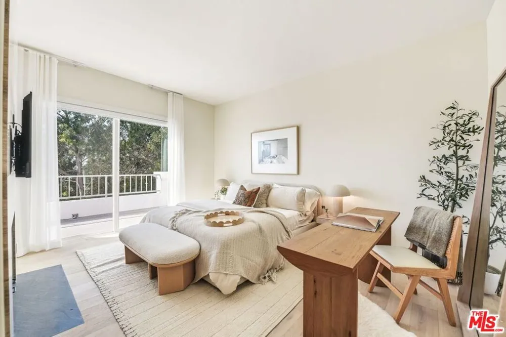 6489 Cavalleri Rd #305 Malibu, CA 90265