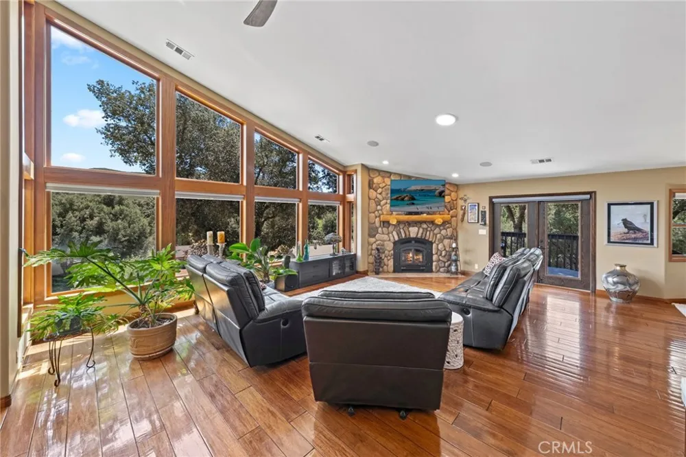 7660 Calle Del Bosque Pine Valley, CA 91962