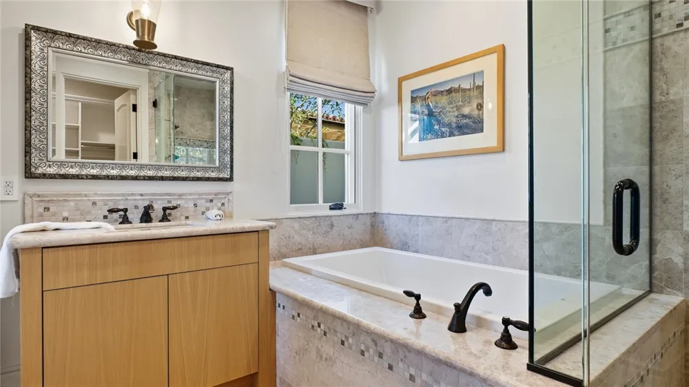 35 Shoreline Dana Point, CA 92629