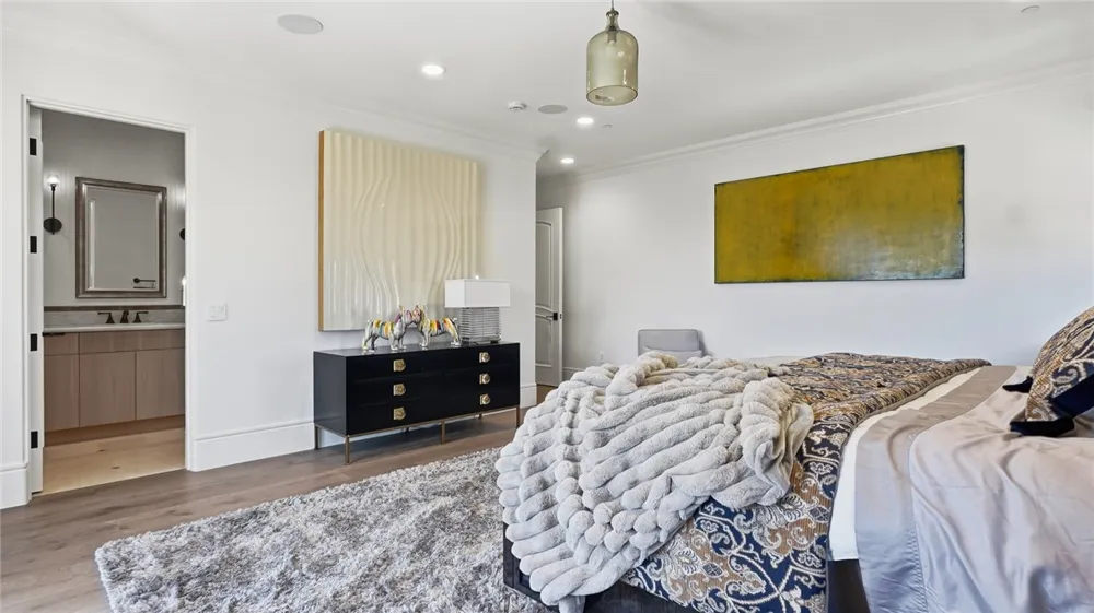 35 Shoreline Dana Point, CA 92629
