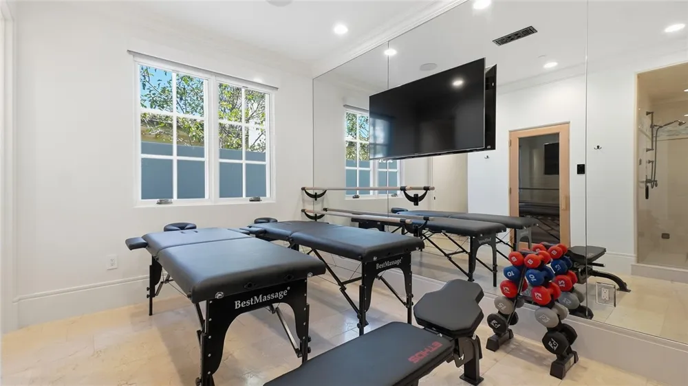 35 Shoreline Dana Point, CA 92629