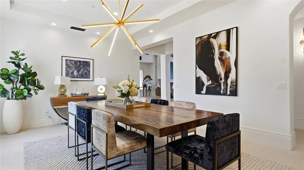 35 Shoreline Dana Point, CA 92629