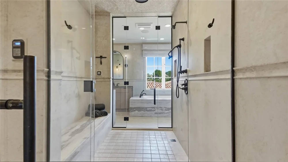 35 Shoreline Dana Point, CA 92629