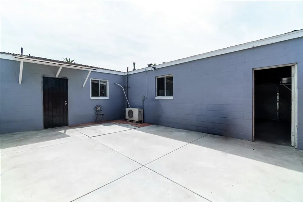 3802 Kenmore Baldwin Park, CA 91706