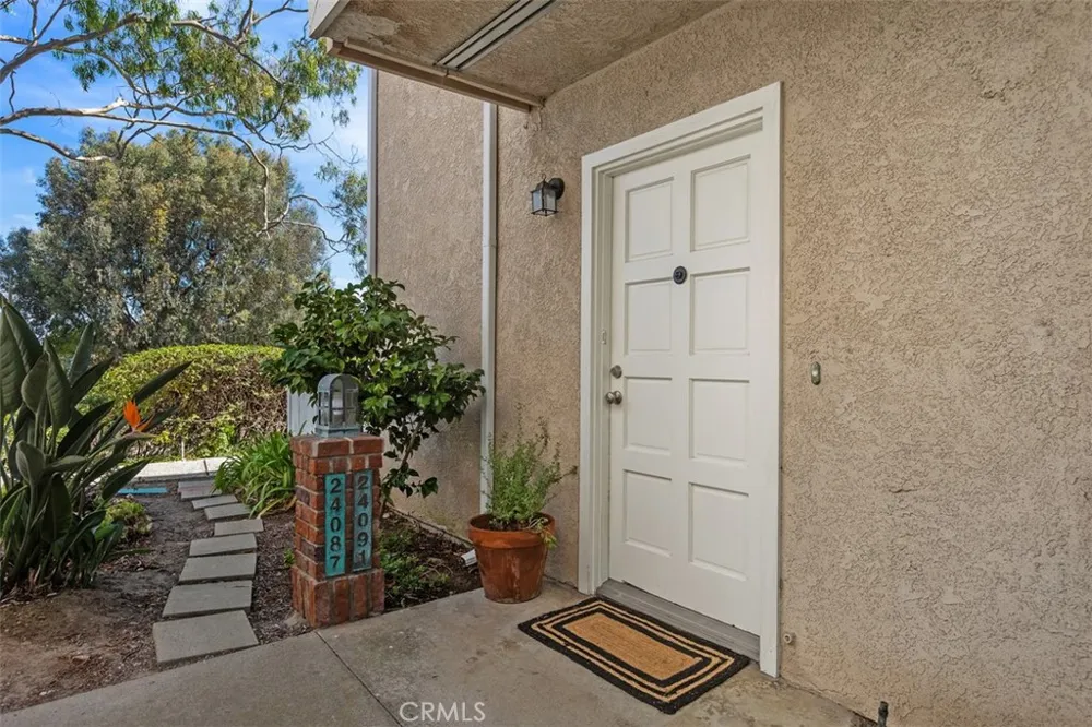 24091 Vista Corona Dana Point, CA 92629