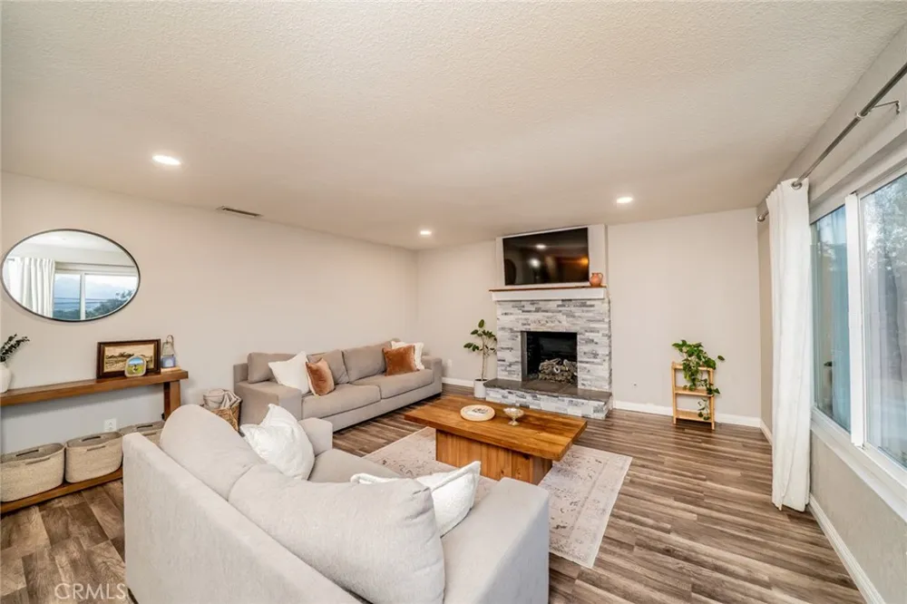 4659 Crestview Norco, CA 92860