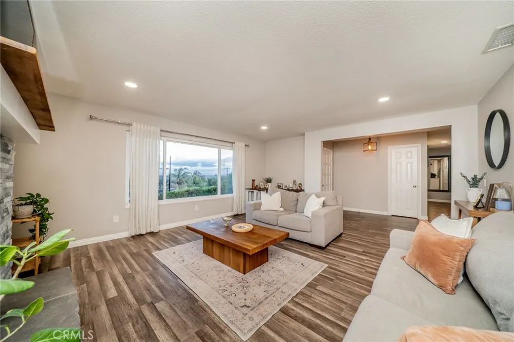 4659 Crestview Norco, CA 92860