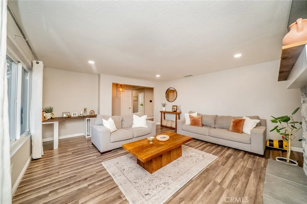4659 Crestview Norco, CA 92860
