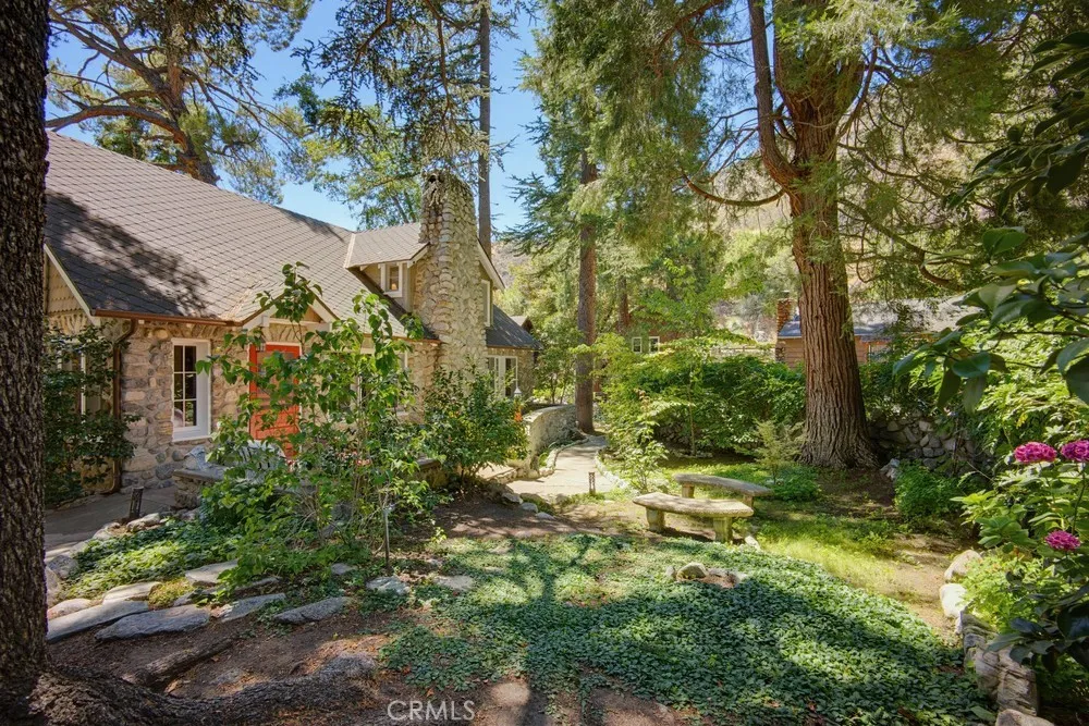 28 Bear Drive Mt Baldy, CA 91759