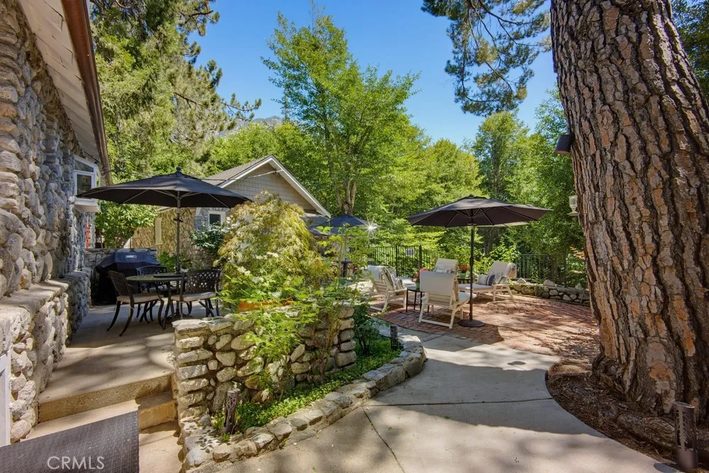 28 Bear Drive Mt Baldy, CA 91759