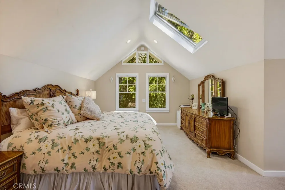 28 Bear Drive Mt Baldy, CA 91759