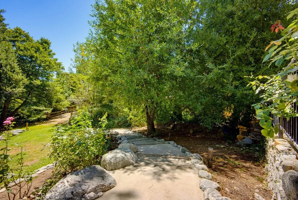 28 Bear Drive Mt Baldy, CA 91759