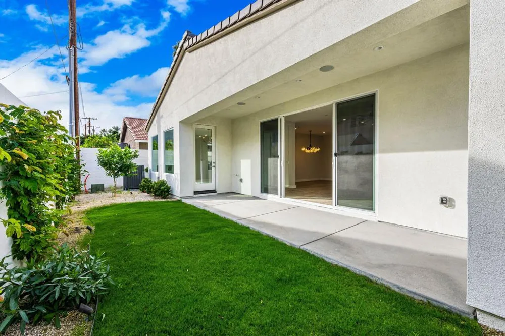 51630 Avenida Villa La Quinta, CA 92253