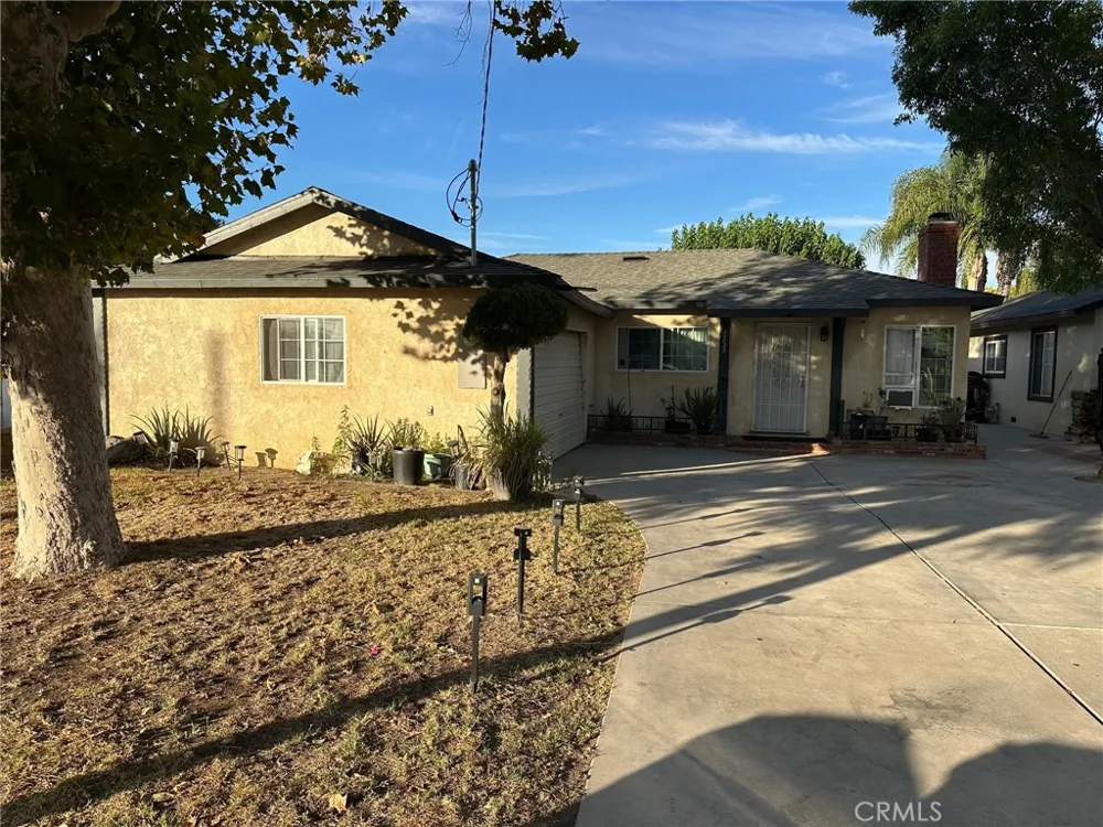 25022 Newhall Newhall, CA 91321