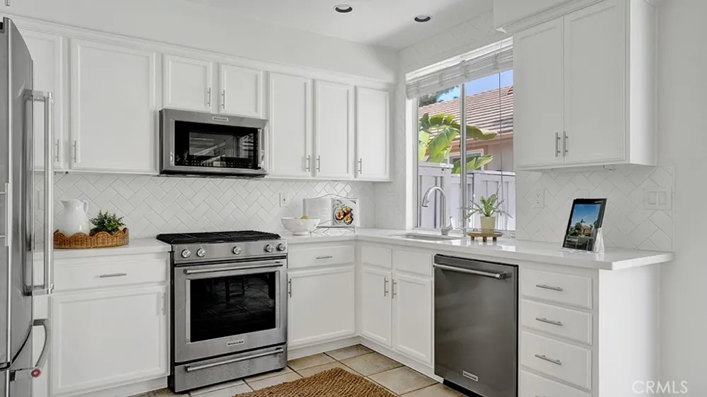 13396 Hearst Court Tustin, CA 92782