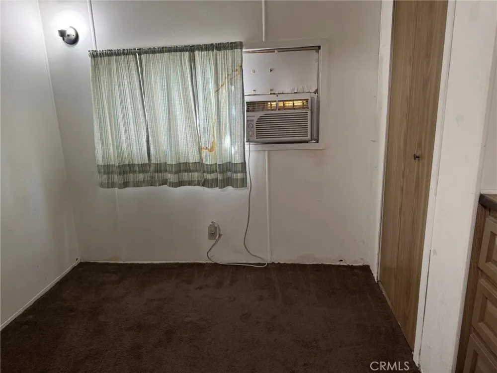 16437 Pinyon Lake Elsinore, CA 92530