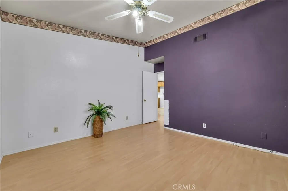 43732 La Paz Lancaster, CA 93535