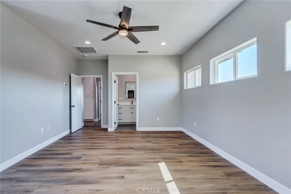 6848 Braceo Street Oak Hills, CA 92344