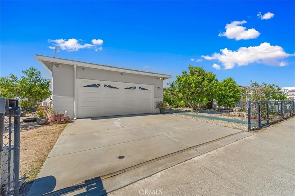 1330 Bush Street Oceanside, CA 92058