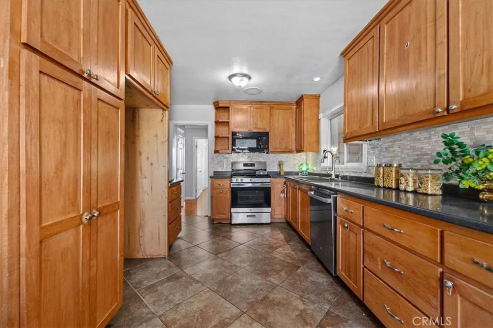 1330 Bush Street Oceanside, CA 92058