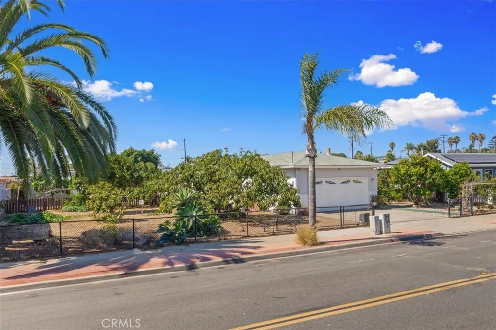 1330 Bush Street Oceanside, CA 92058