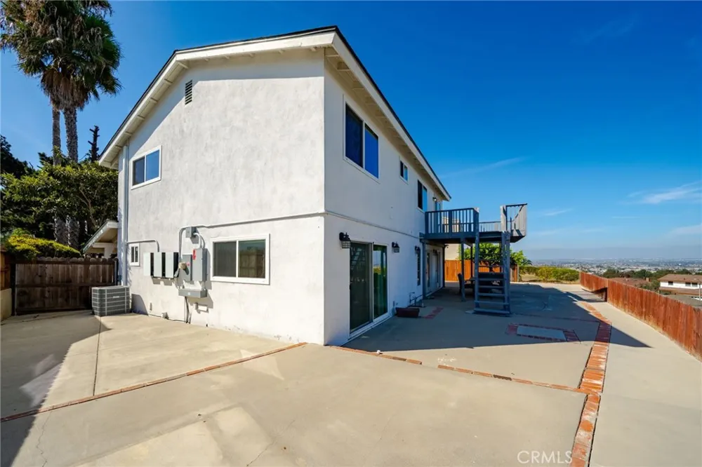 26722 Rolling Vista Lomita, CA 90717